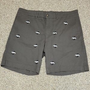 Vintage 1946 Mens Embroidered Shark Shorts Sz 36. 8" Inseam